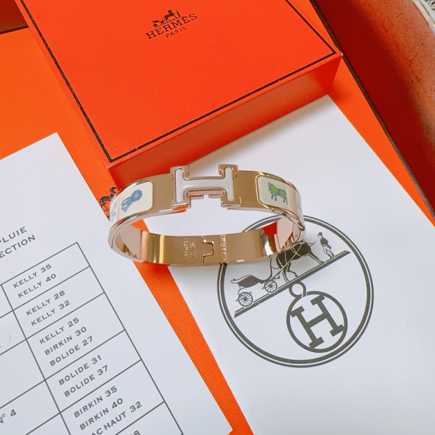 エルメス「Hermès」カドリュール ブレスレット