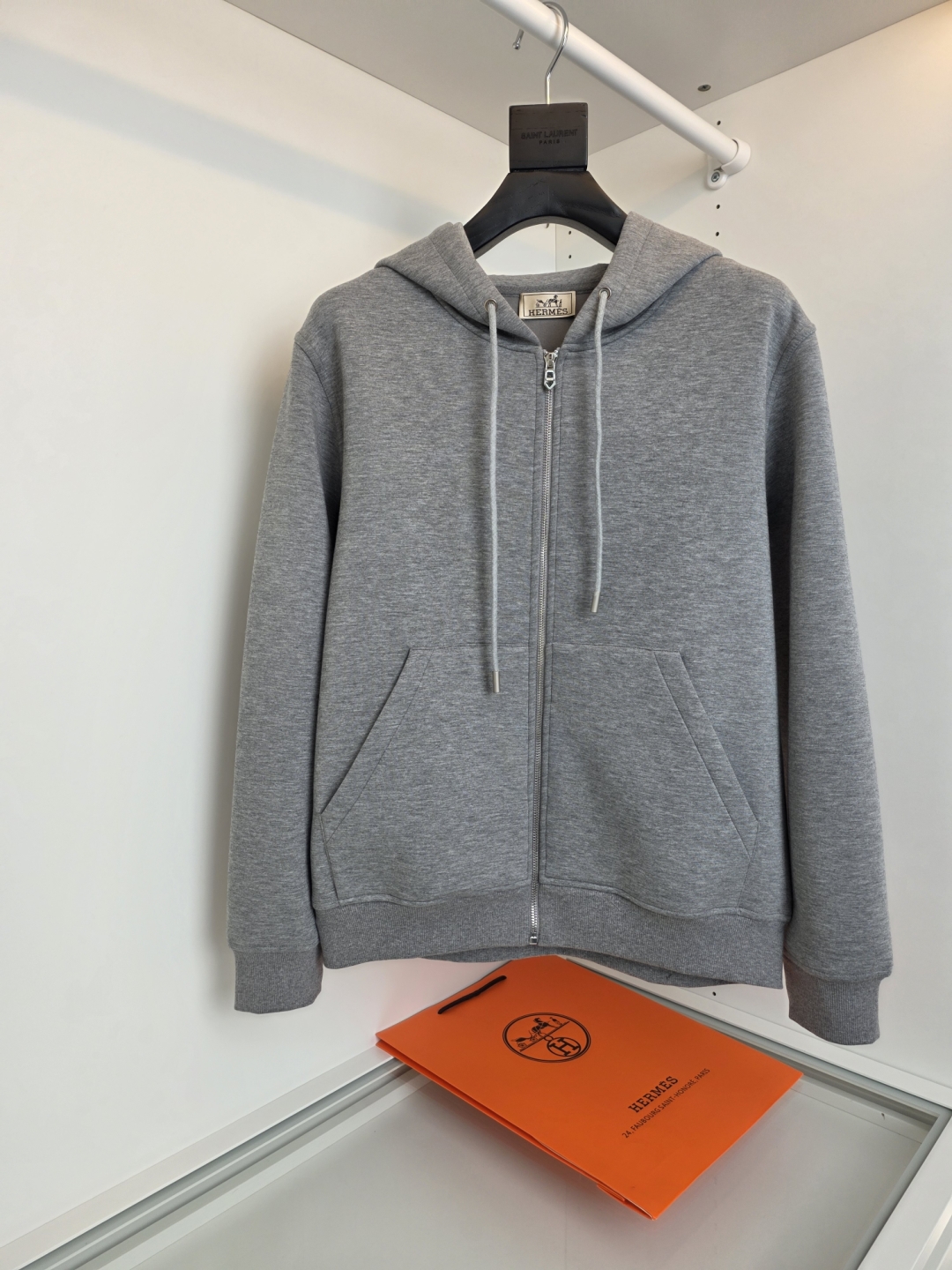 エルメス「Hermès」刺繍デザイン スウェットシャツ