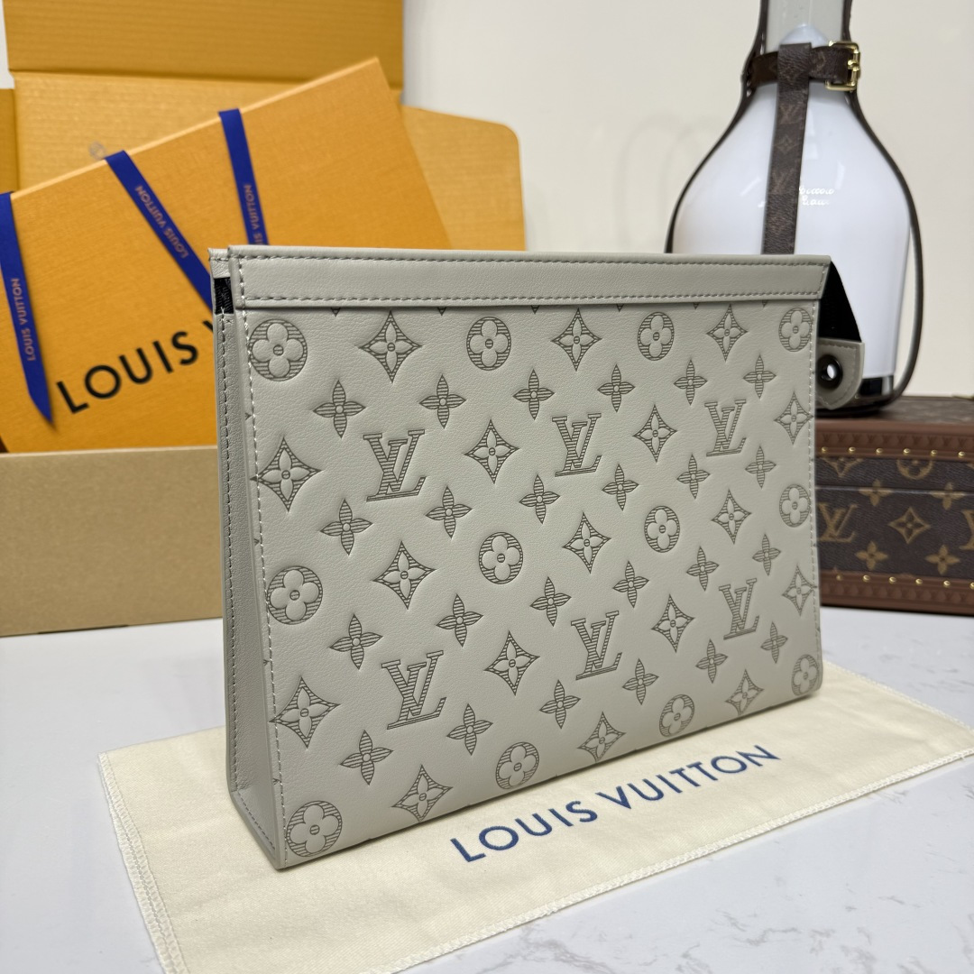 ルイ・ヴィトン「Louis Vuitton」POCHETTE VOYAGE M61692クラッチバッグ