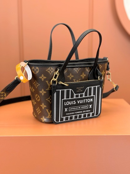 ルイ・ヴィトン「Louis Vuitton」ネヴァーフル インサイドアウト BB ハンドバッグ