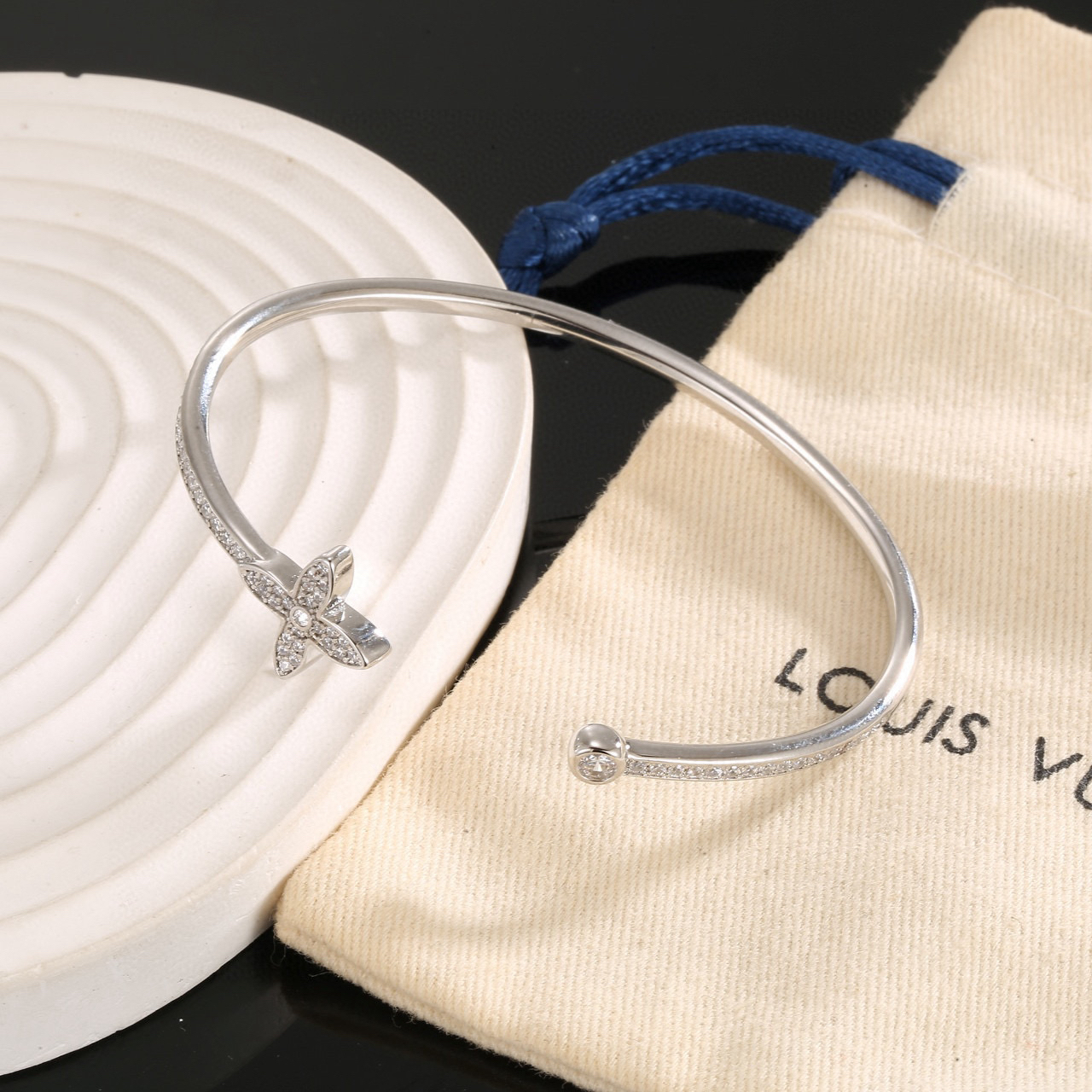 ルイ・ヴィトン「Louis Vuitton」ブレスレット