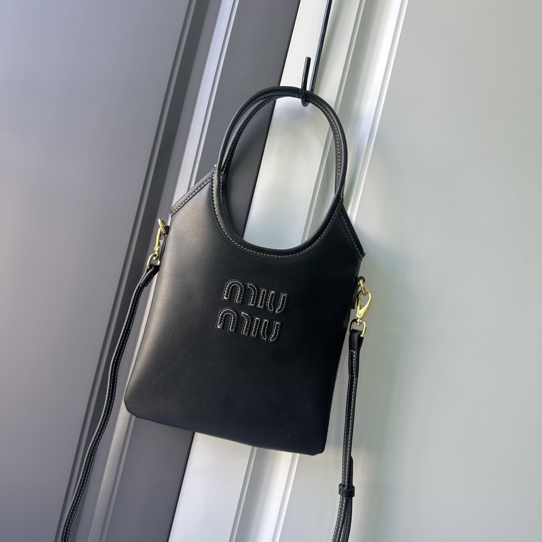 ミュウミュウ「Miu Miu」ミニ ティータートートバッグ