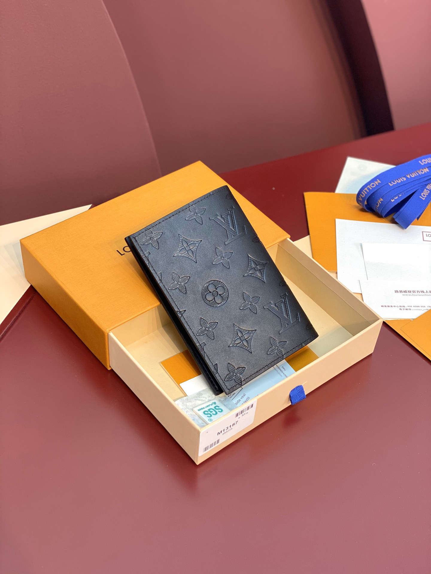 ルイ・ヴィトン「Louis Vuitton」パスポートカバー クーヴェルテュール･パスポール NM