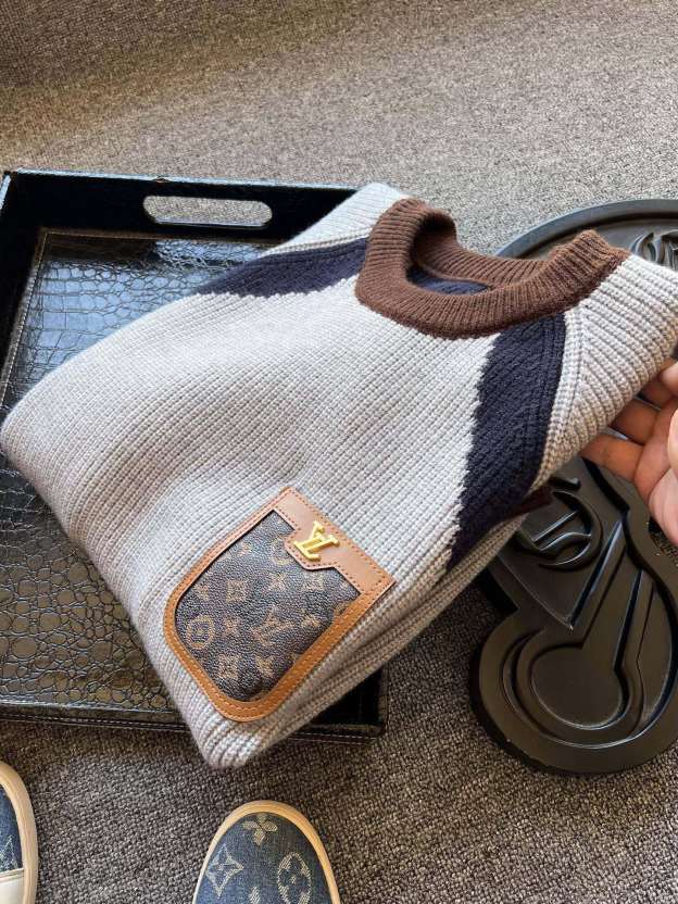 ルイ・ヴィトン「Louis Vuitton」メリノウール カラーストライプ セーター