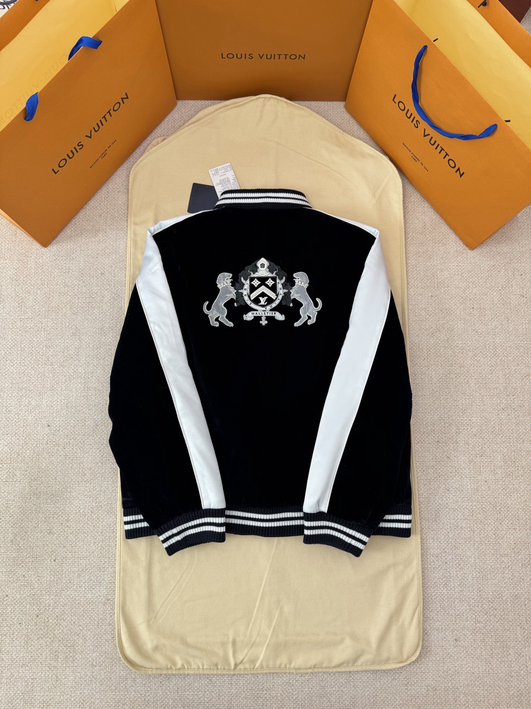 ルイ・ヴィトン「Louis Vuitton」シルクベルベット ペアルック バレージャケット