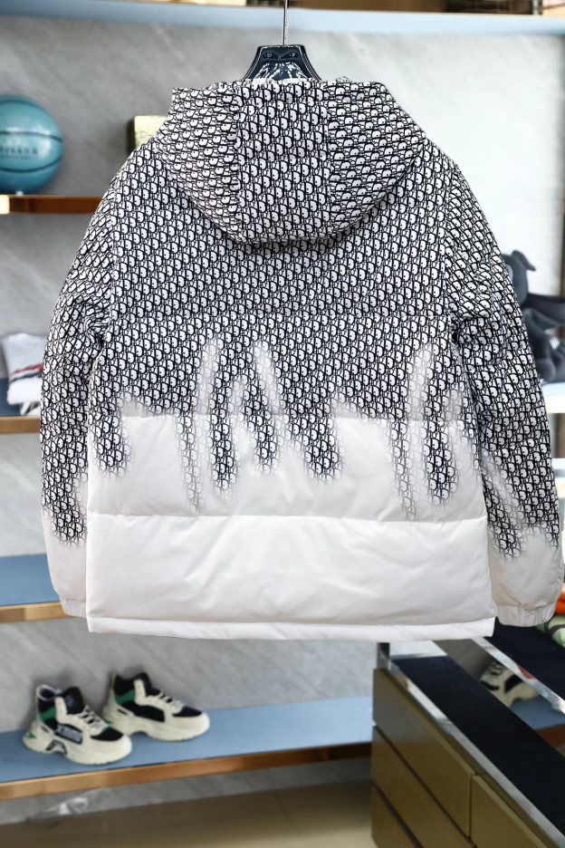 ディオール「Dior」ダウンジャケット