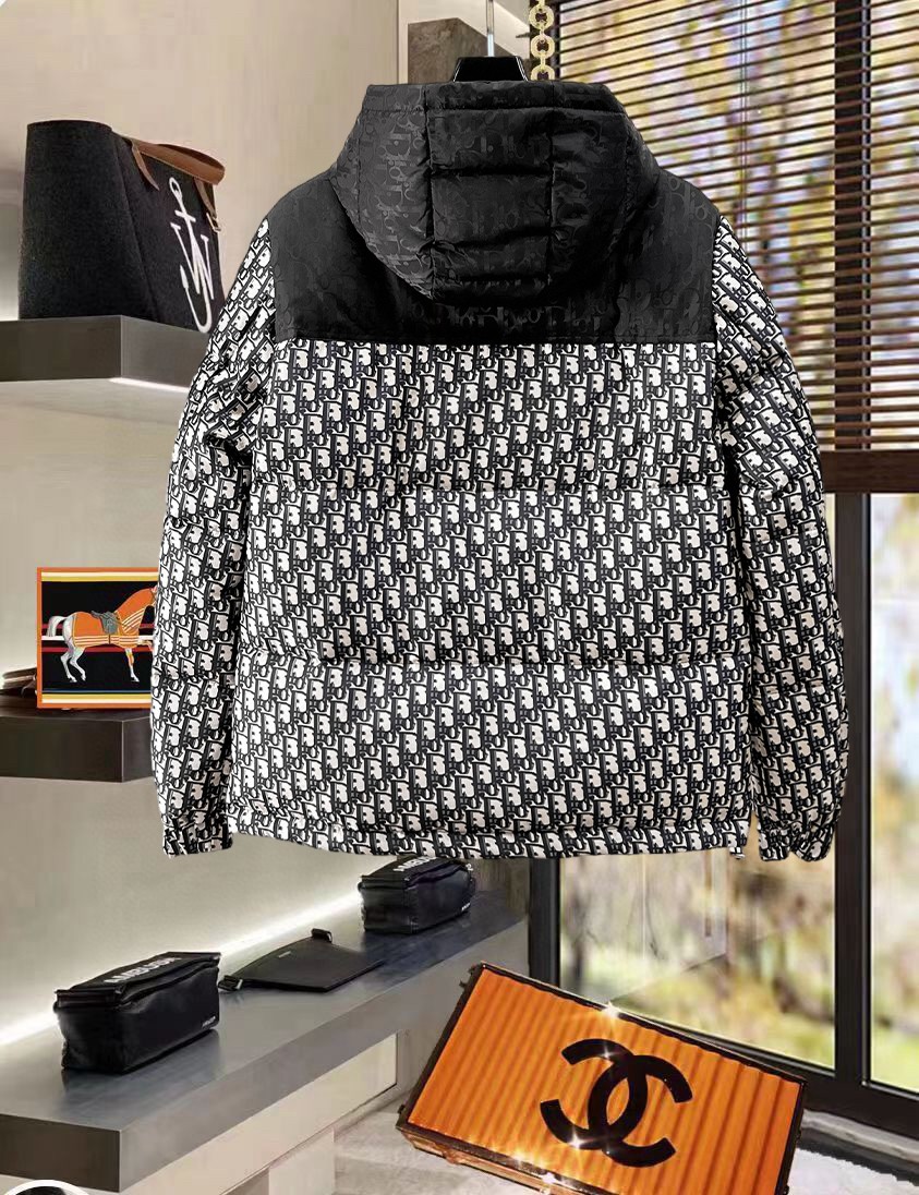 ディオール「Dior」ダウンジャケット