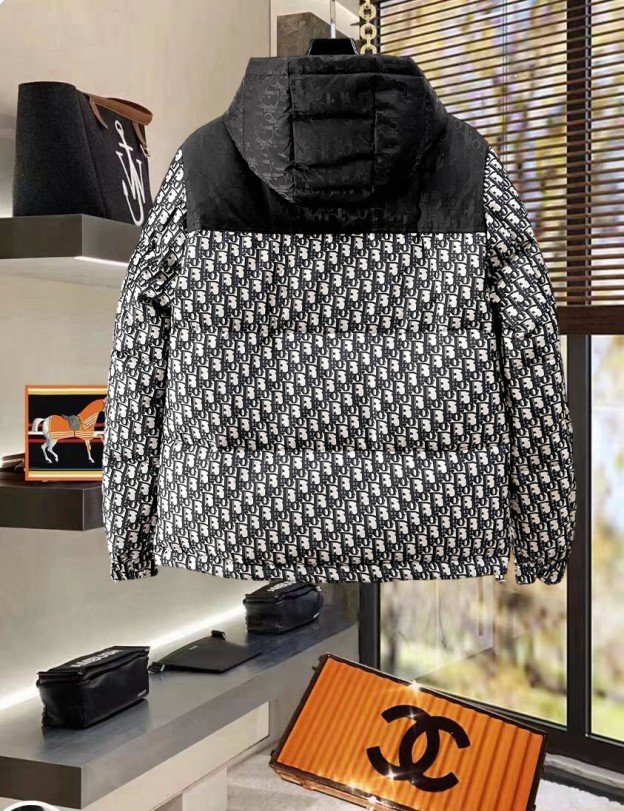 ディオール「Dior」ダウンジャケット