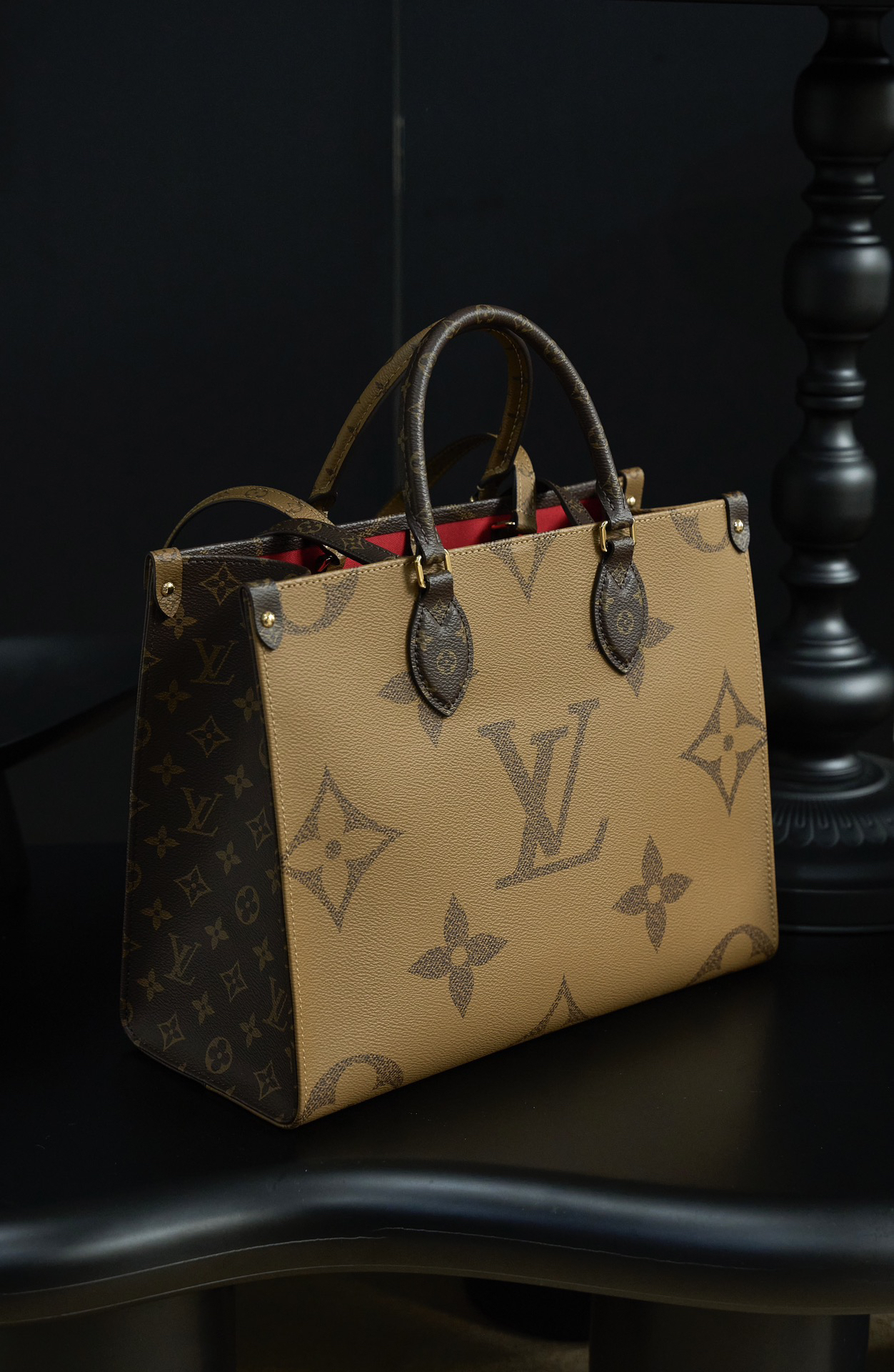 ]ルイ・ヴィトン「Louis Vuitton」オン・ザ・ゴー MM モノグラムリバース ショルダーバッグ