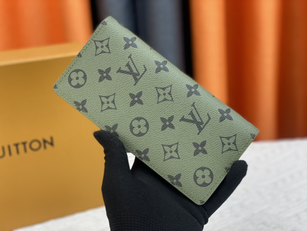 ルイ・ヴィトン「Louis Vuitton」ジッピー ウォレット･ヴァーティカル