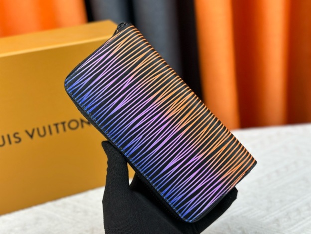 ルイ・ヴィトン「Louis Vuitton」ジッピー ウォレット･ヴァーティカル