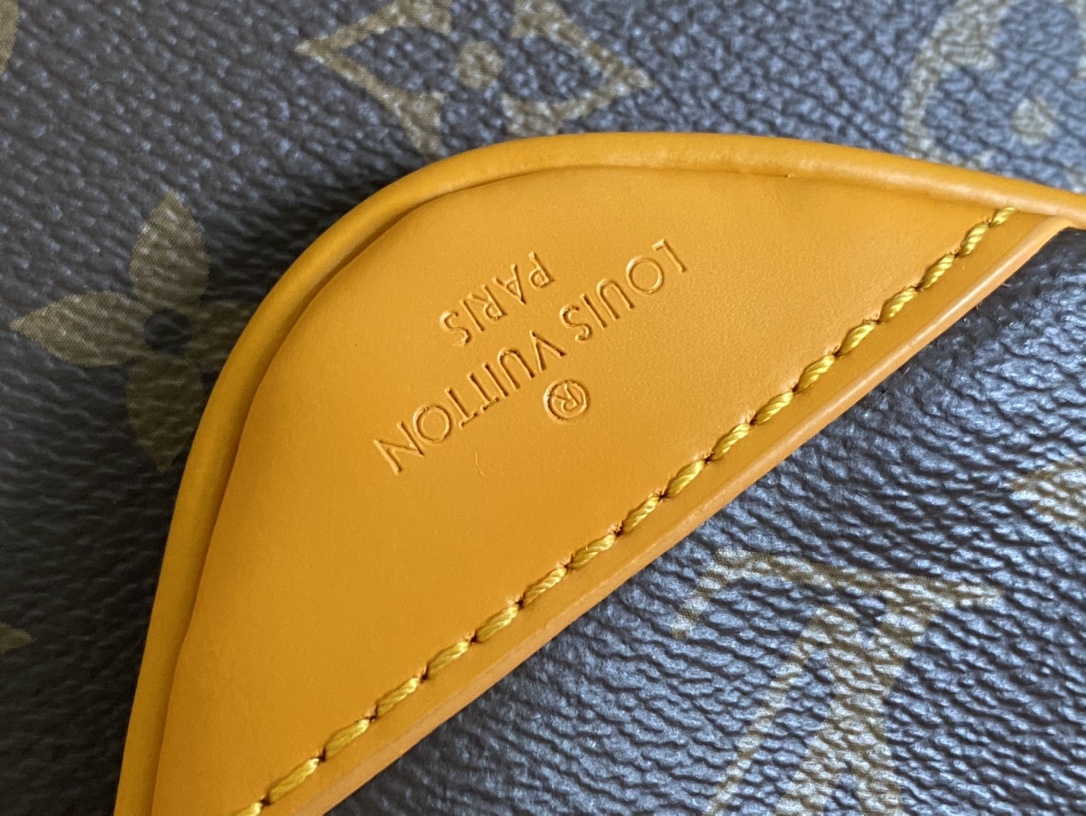 ルイ・ヴィトン「Louis Vuitton」新作 Trio メッセンジャーバッグ