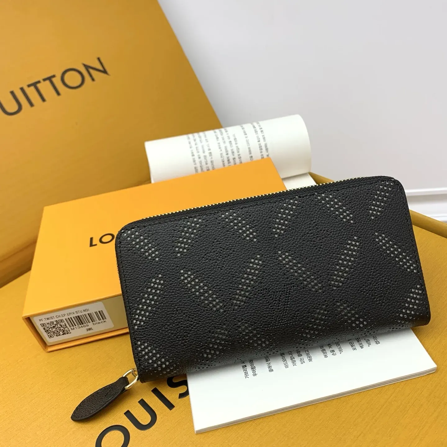 ルイ・ヴィトン「Louis Vuitton」新作 日本限定 ジッピー･ウォレット