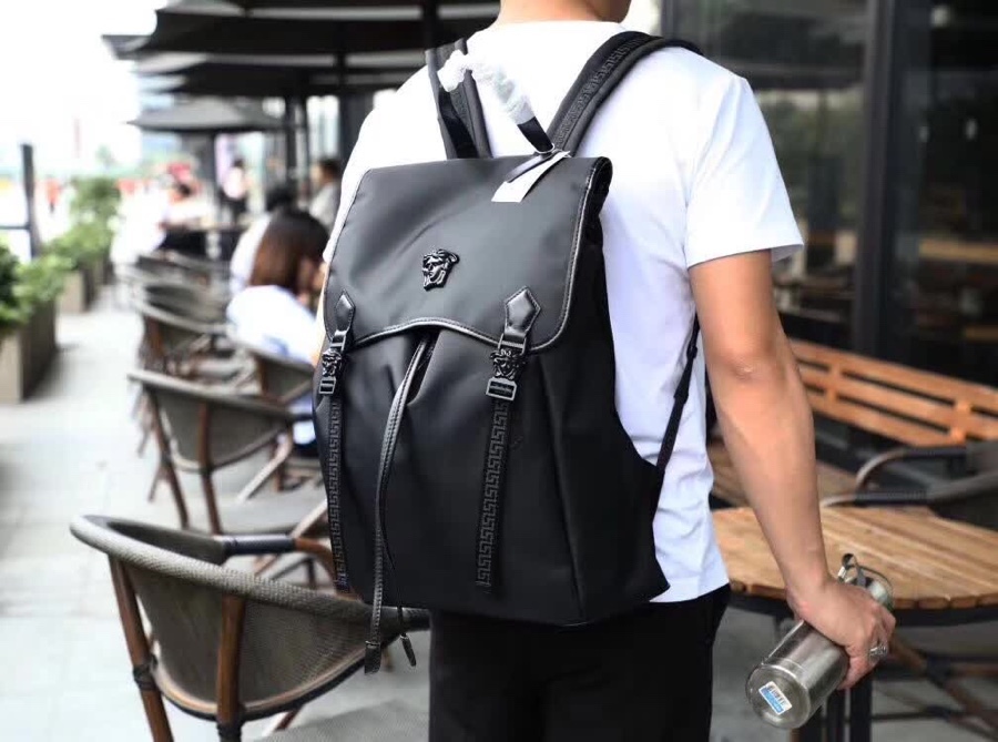 ヴェルサーチ「Versace」メデューサ バックパック