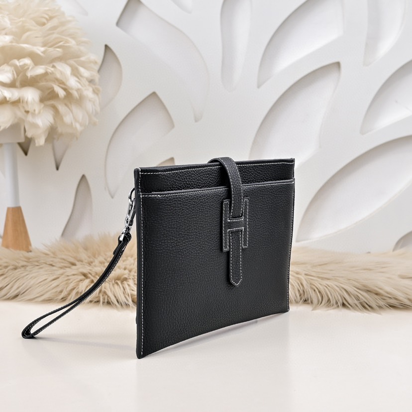 エルメス「Hermès」New H Passant ジップ クラッチバッグ