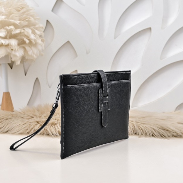 エルメス「Hermès」New H Passant ジップ クラッチバッグ