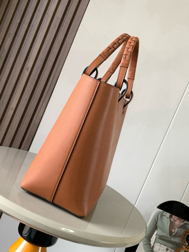 ロエベ「Loewe」Anagram Tote レザー＆リネン トートバッグ