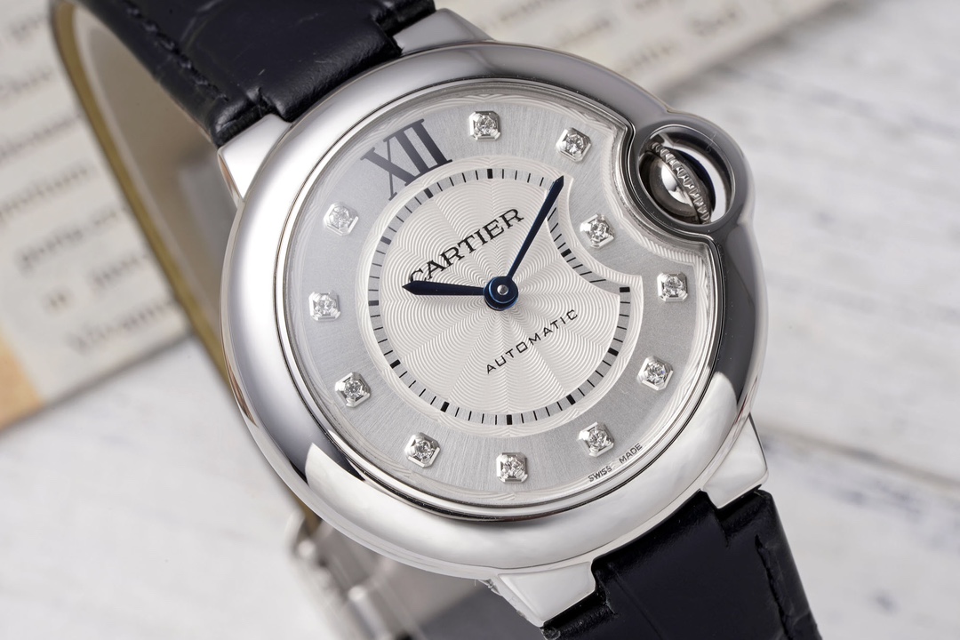 カルティエ「Cartier」バロン ブルー ドゥ 自動巻き腕時計 33mm