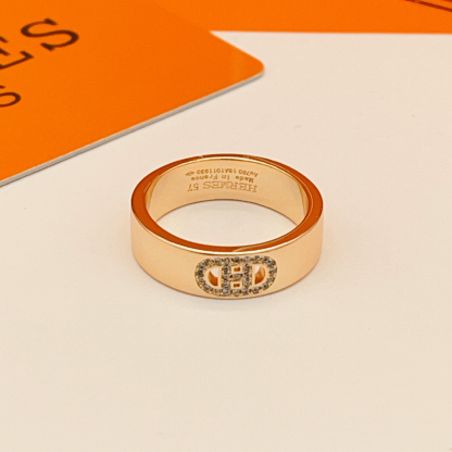 エルメス「Hermès」アイコニック＆クラシック リング コレクション