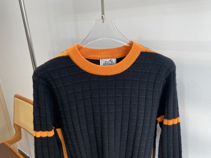 エルメス「Hermès」ニットプルオーバー