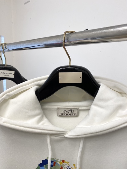 エルメス「Hermès」スウェットプルオーバー