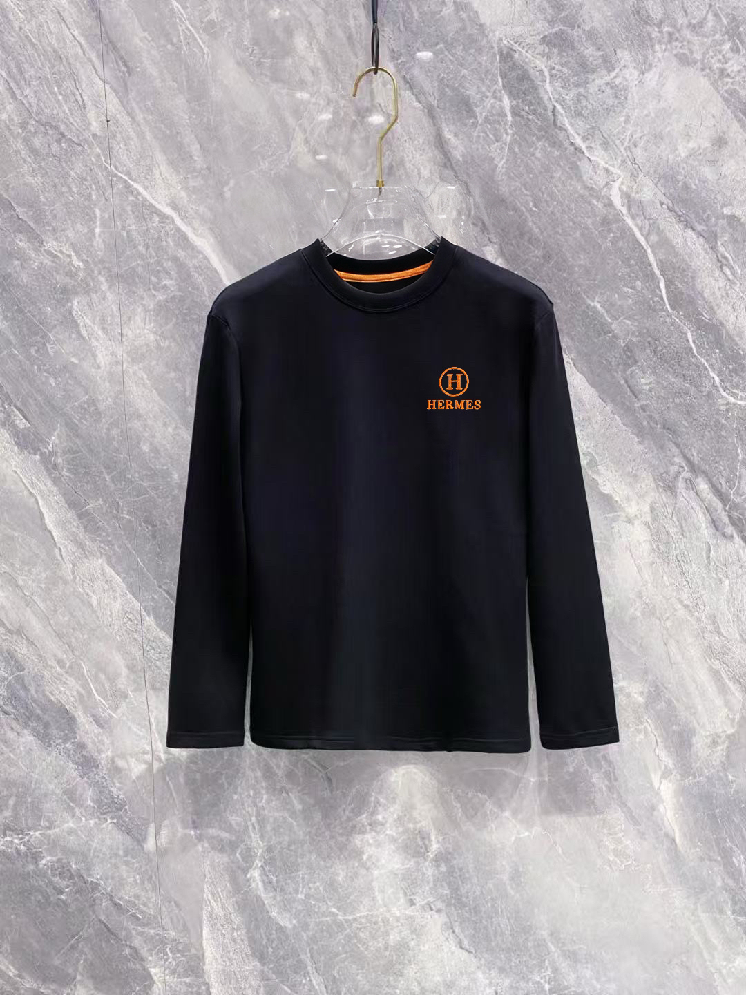 エルメス「Hermès」刺繍Tシャツ