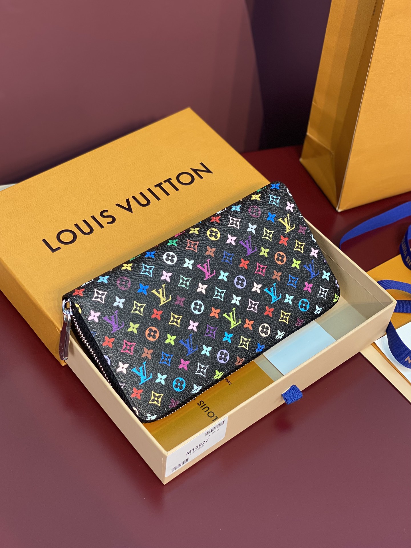 ルイ・ヴィトン「Louis Vuitton」LV × TM ジッピー･ウォレット