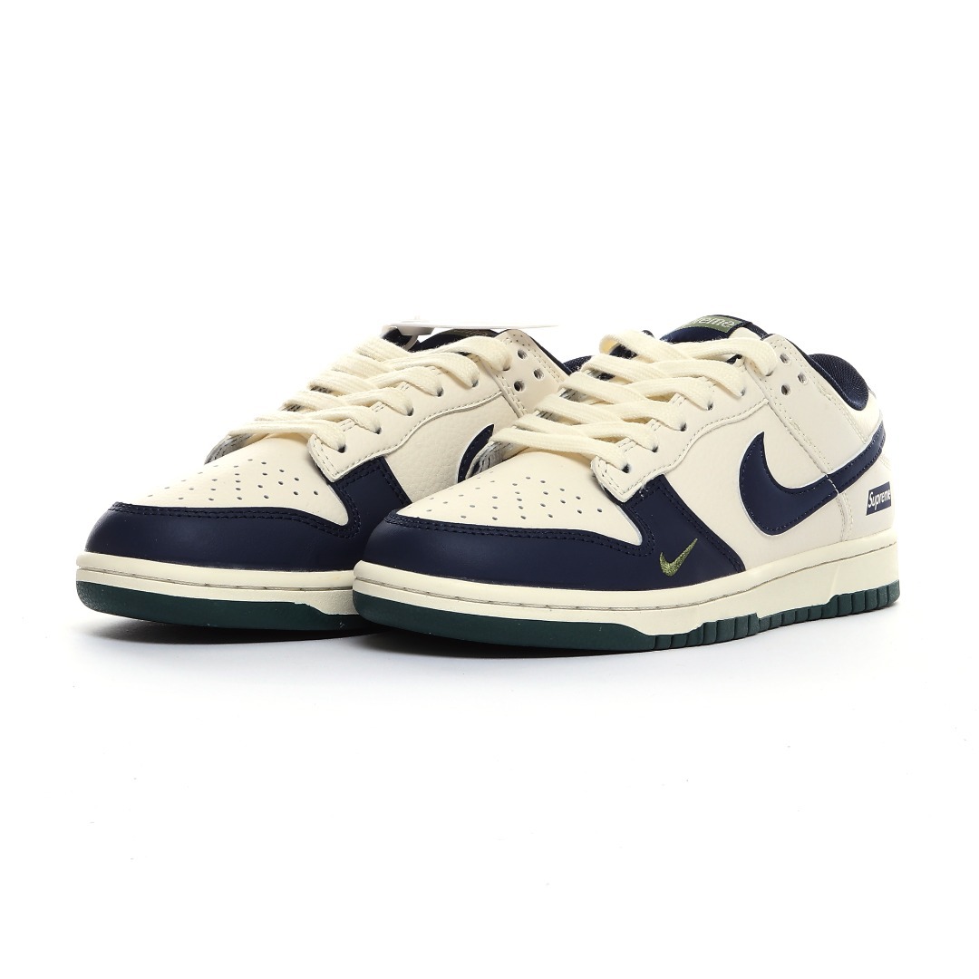 「コラボモデル」Supreme x NikeSB Dunk Lowスニーカー