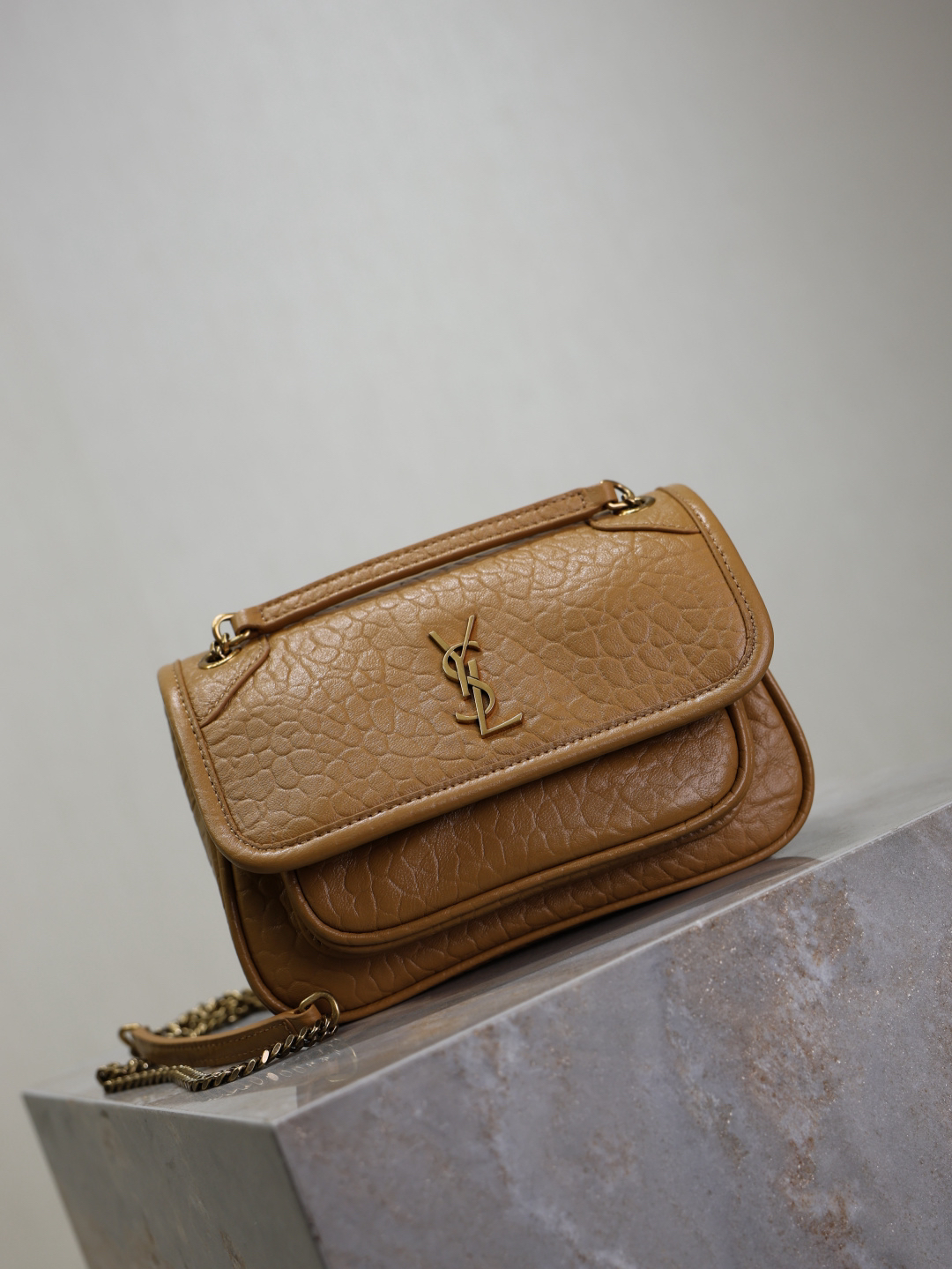 2026サンローラン「Saint Laurent NIKI ミニ グレインドラムスキン チェーンショルダーバッグ