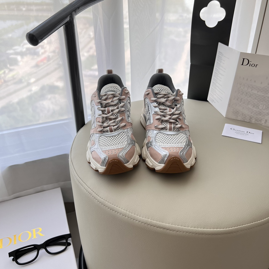 ディオール「Dior」B30 24SS ヘビーデューティーレトロ スニーカー