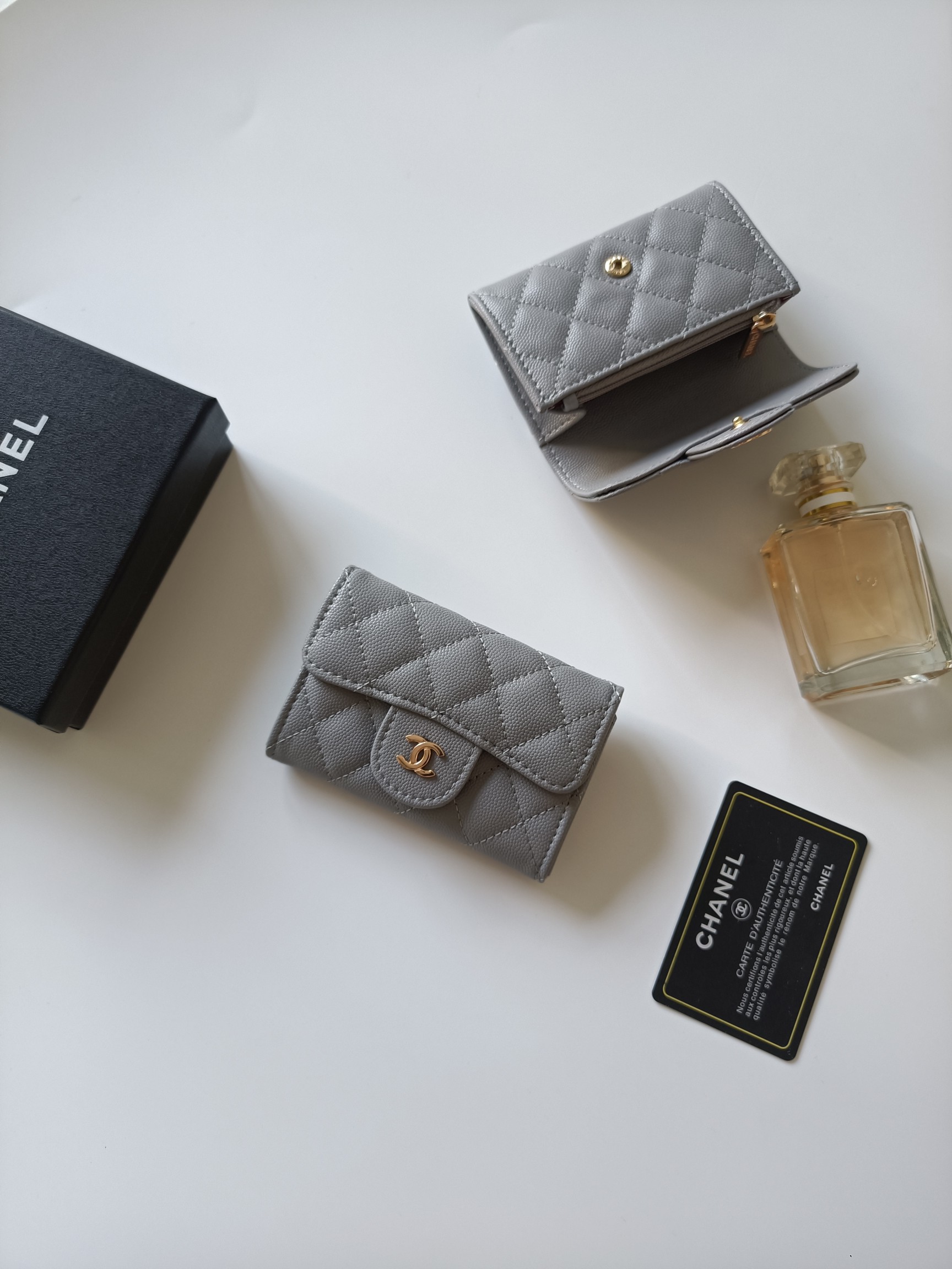 シャネル「Chanel」シャネル クラシック ジップ カードホルダー / コインケース