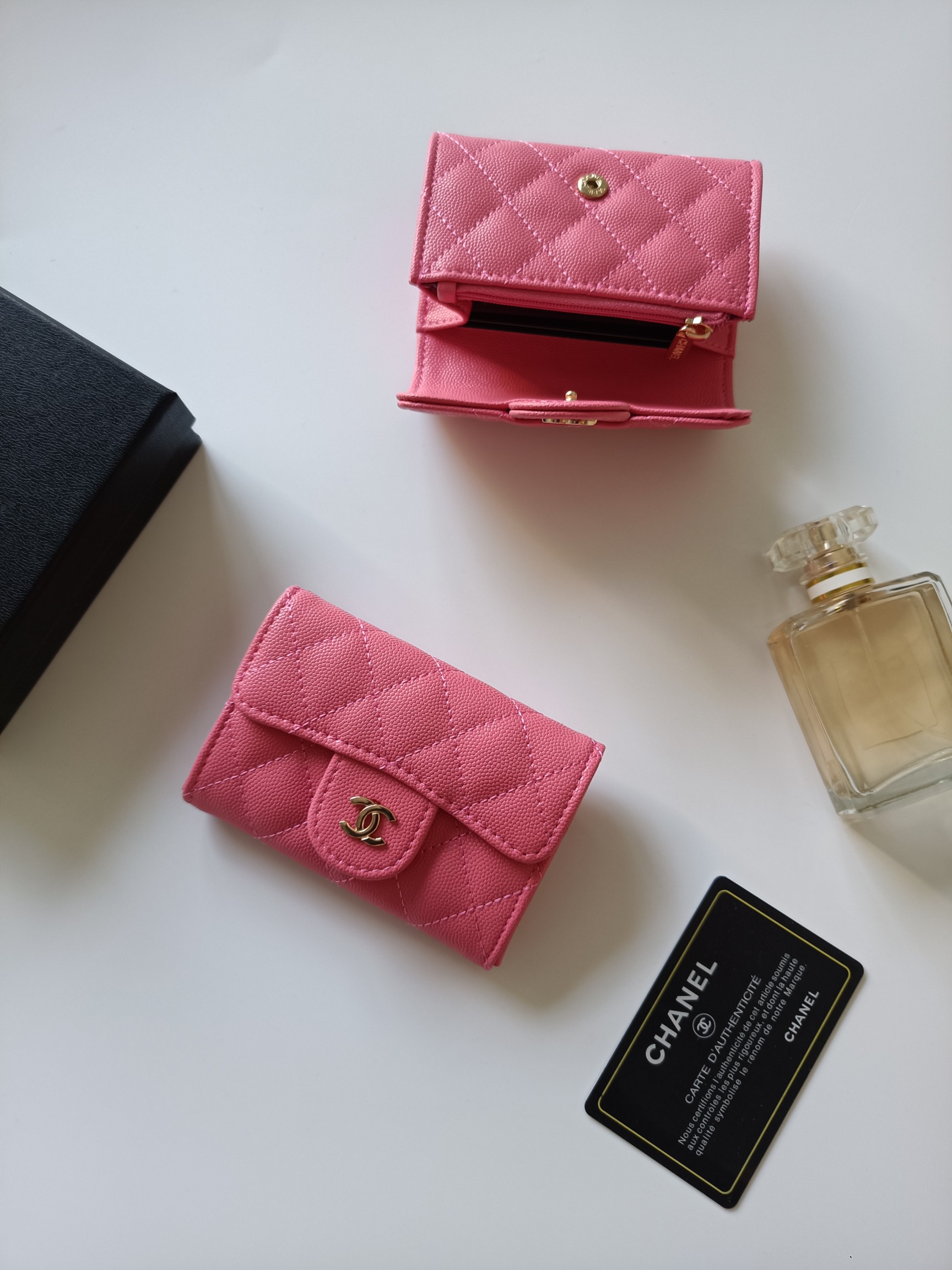 シャネル「Chanel」シャネル クラシック ジップ カードホルダー / コインケース
