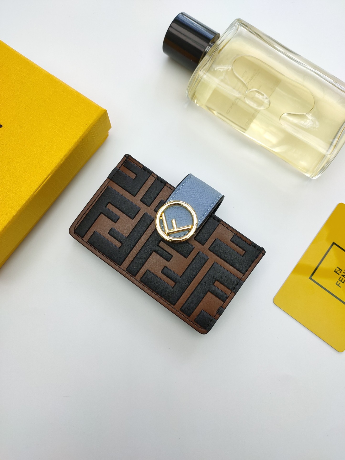 フェンディ「Fendi」フェンディ F is Fendi カードケース / カードホルダー
