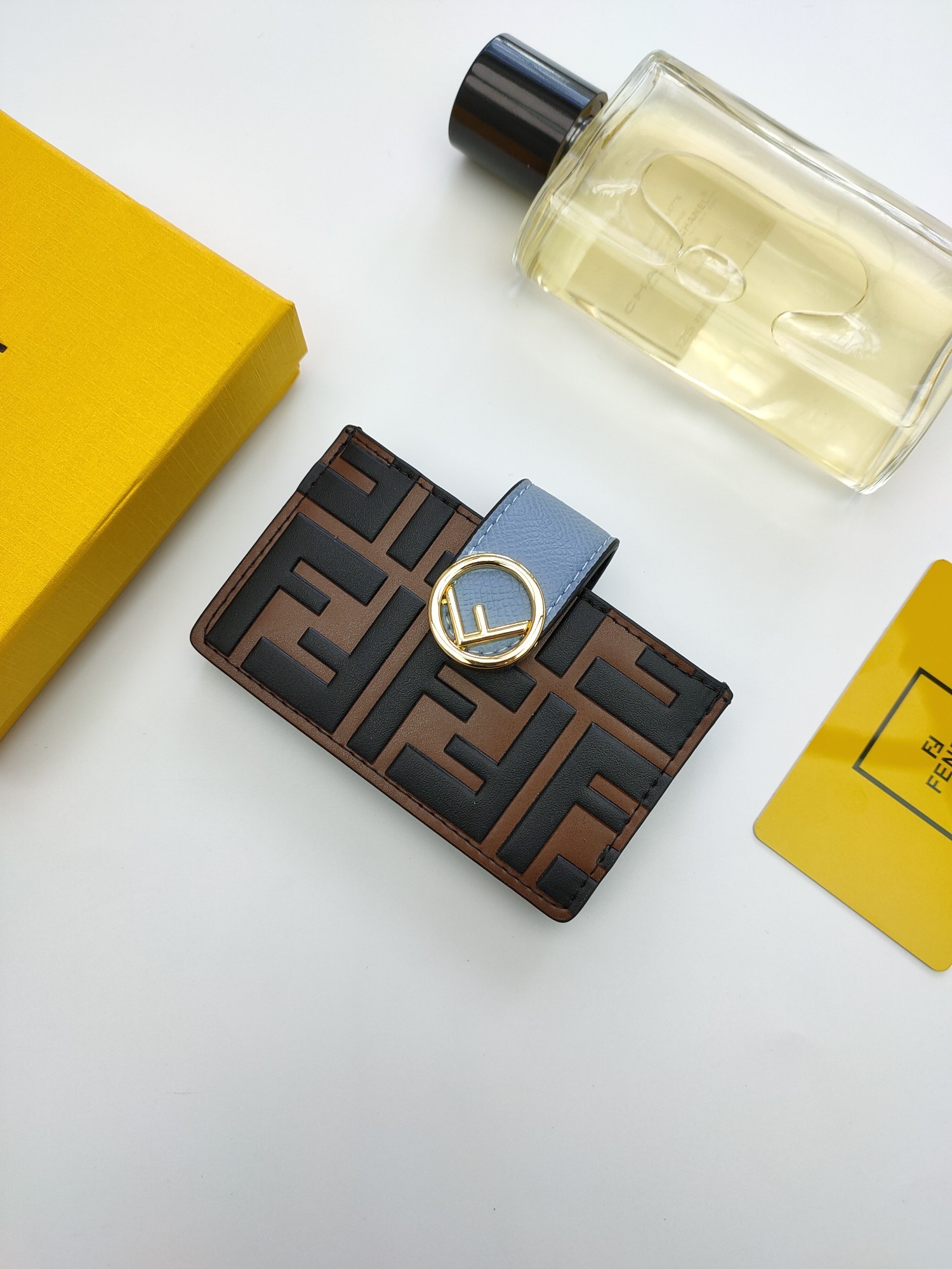 フェンディ「Fendi」フェンディ F is Fendi カードケース / カードホルダー