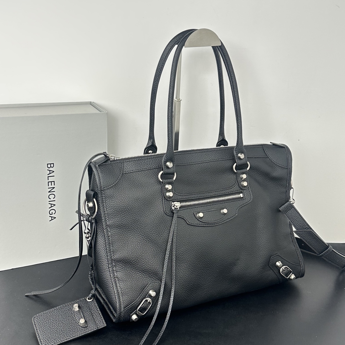 バレンシアガ「Balenciaga」バレンシアガ ル・シティ / ショルダーバッグ