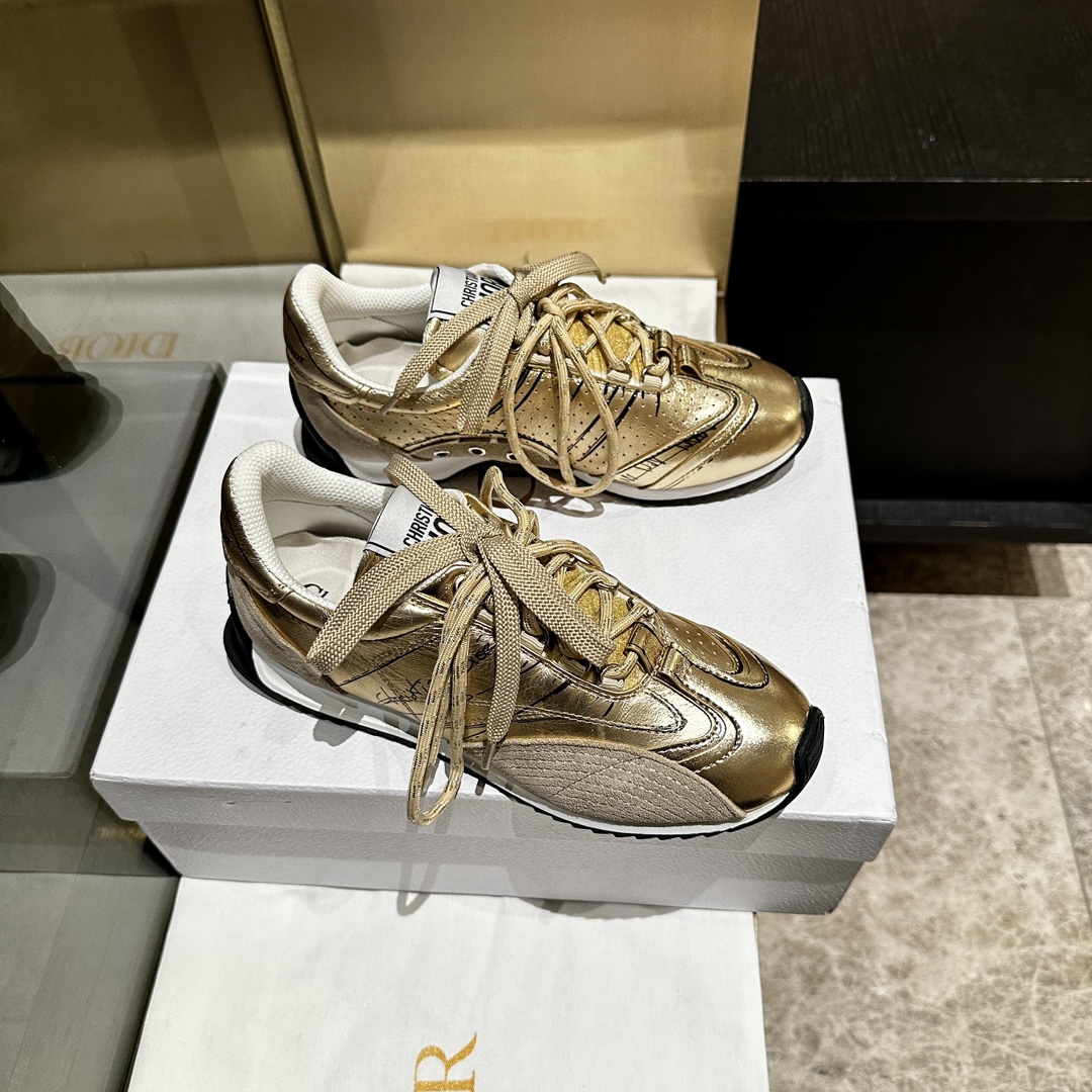 ディオール「Dior」 C'est Dior 2025 プレミアム スニーカー