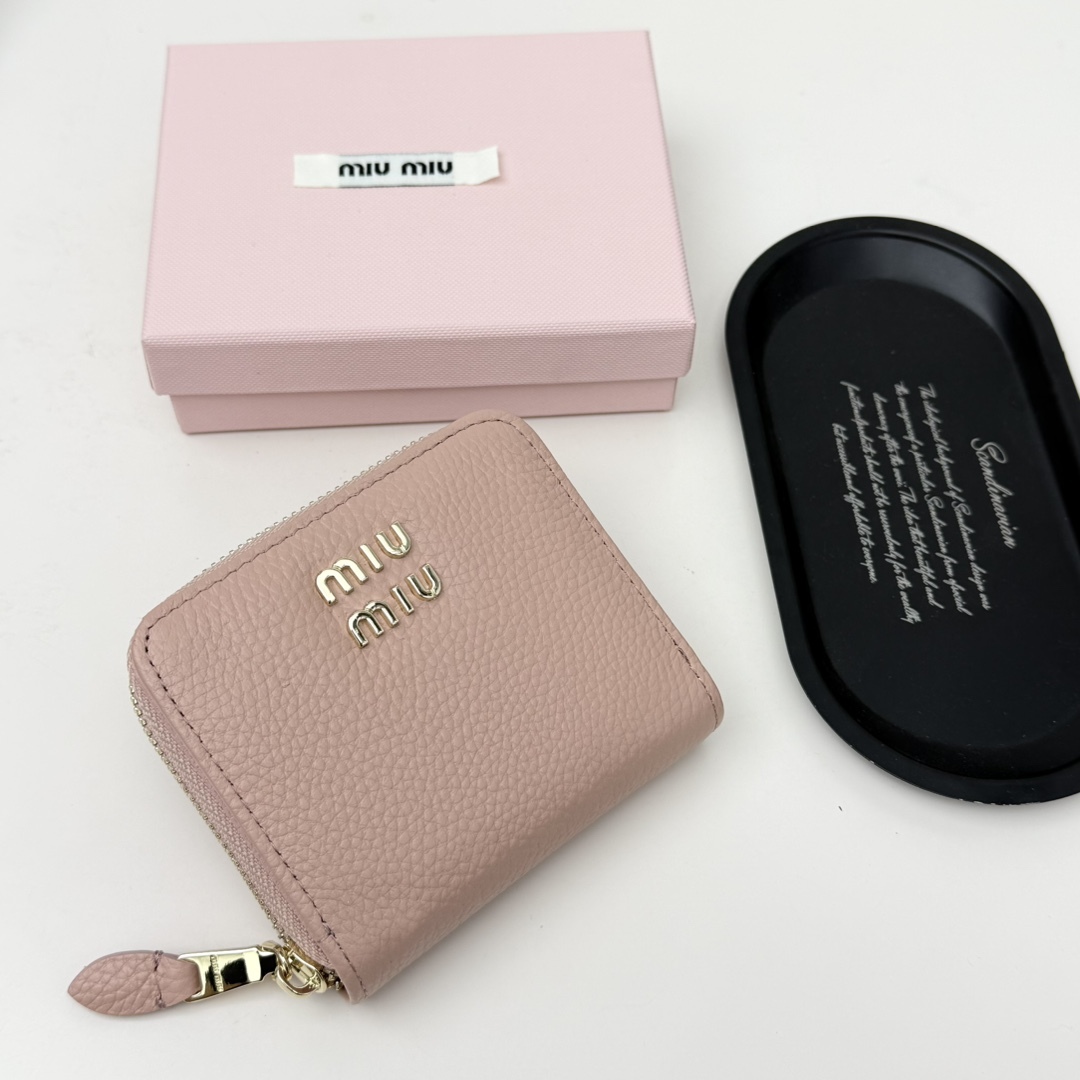 ミュウミュウ「Miu Miu」ミュウミュウ マテラッセ ラムスキン コンパクトバッグ 791 / ショルダーバッグ