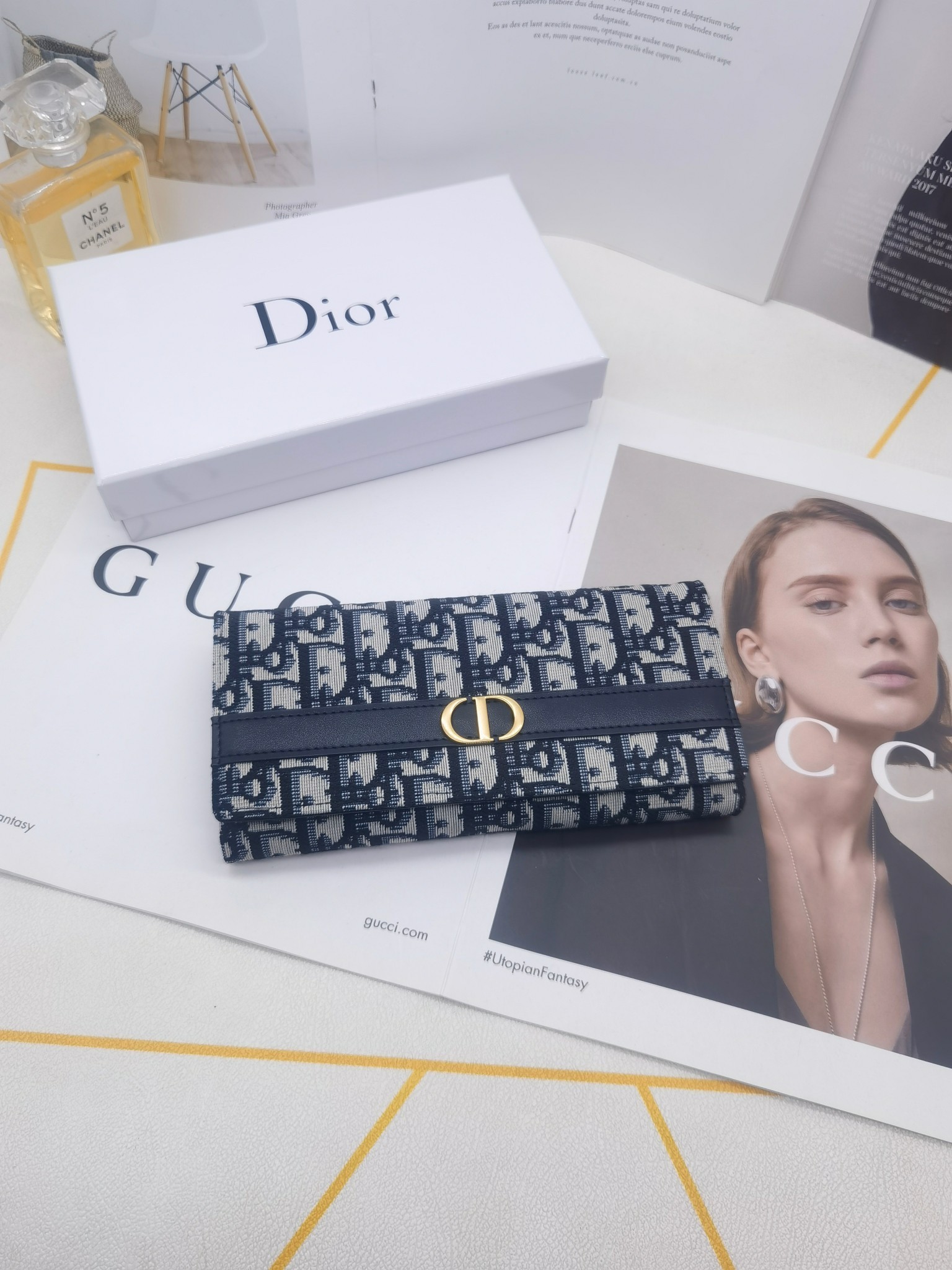 ディオール「Dior」Montaigne ロングウォレット-ISETAN PRESTIGE CURATED