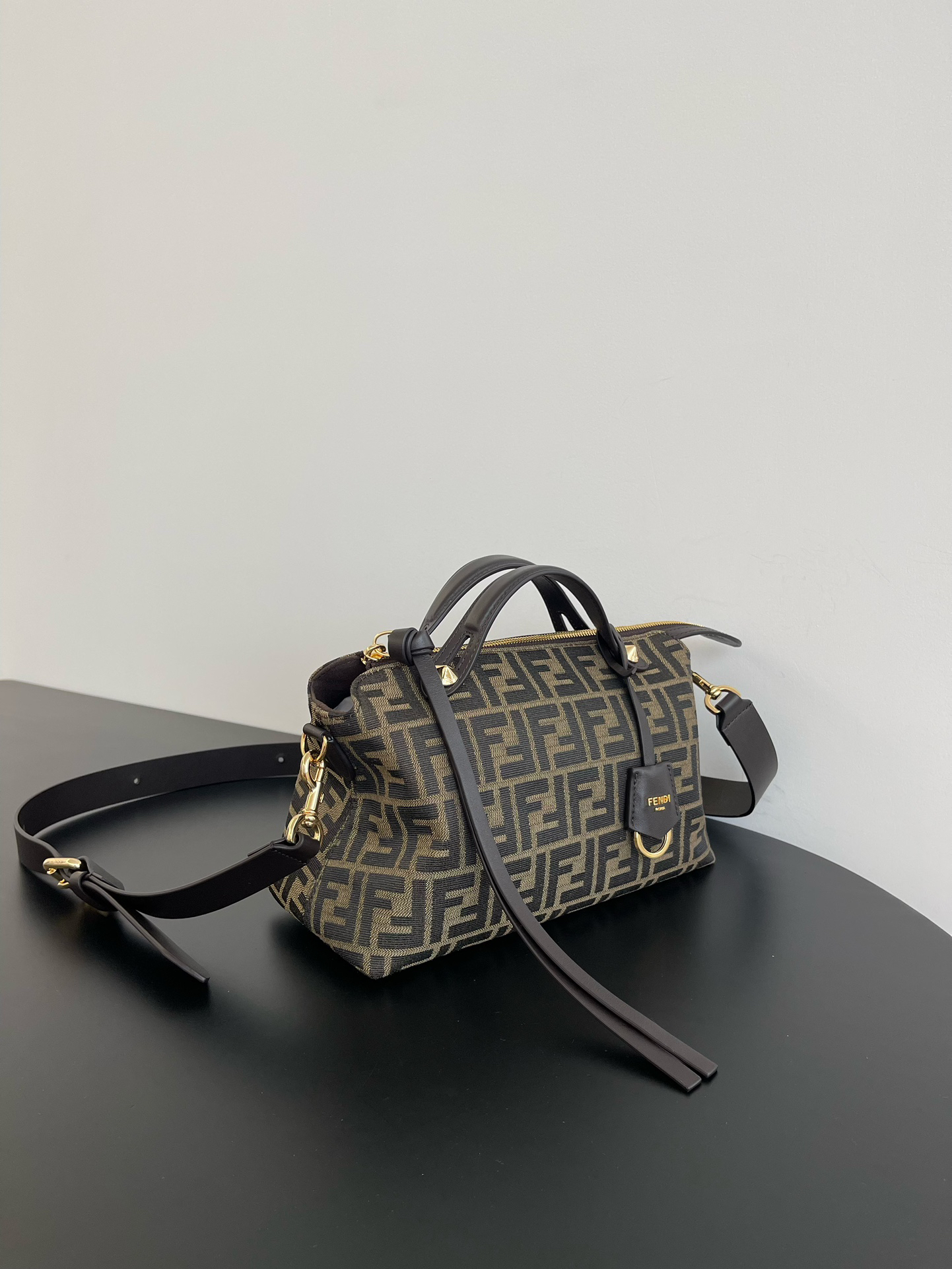 フェンディ「Fendi」By The Way Selleria ボストンバッグ