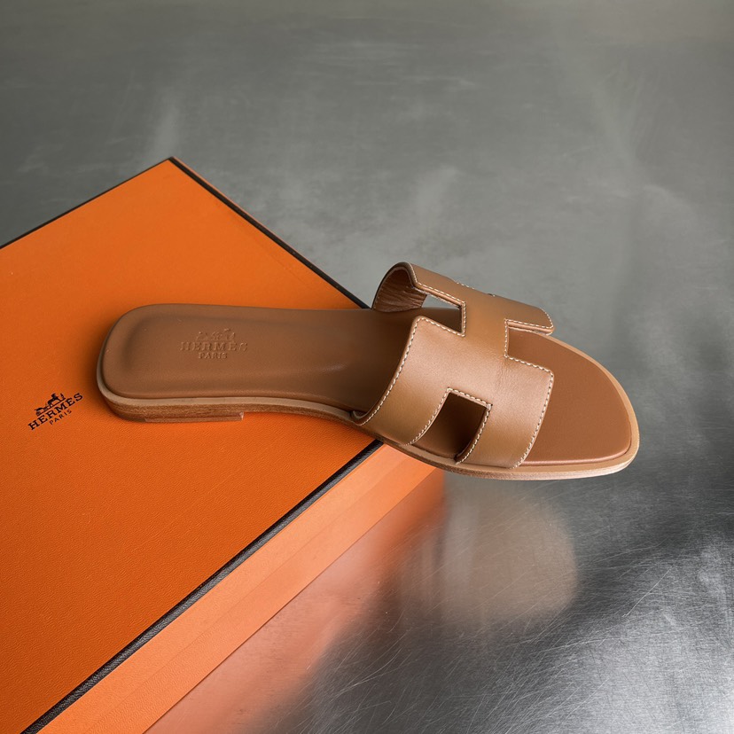 エルメス「Hermès」エルメス オランサンダル / レザースライドサンダル