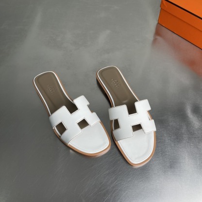 エルメス「Hermès」エルメス オランサンダル / レザースライドサンダル