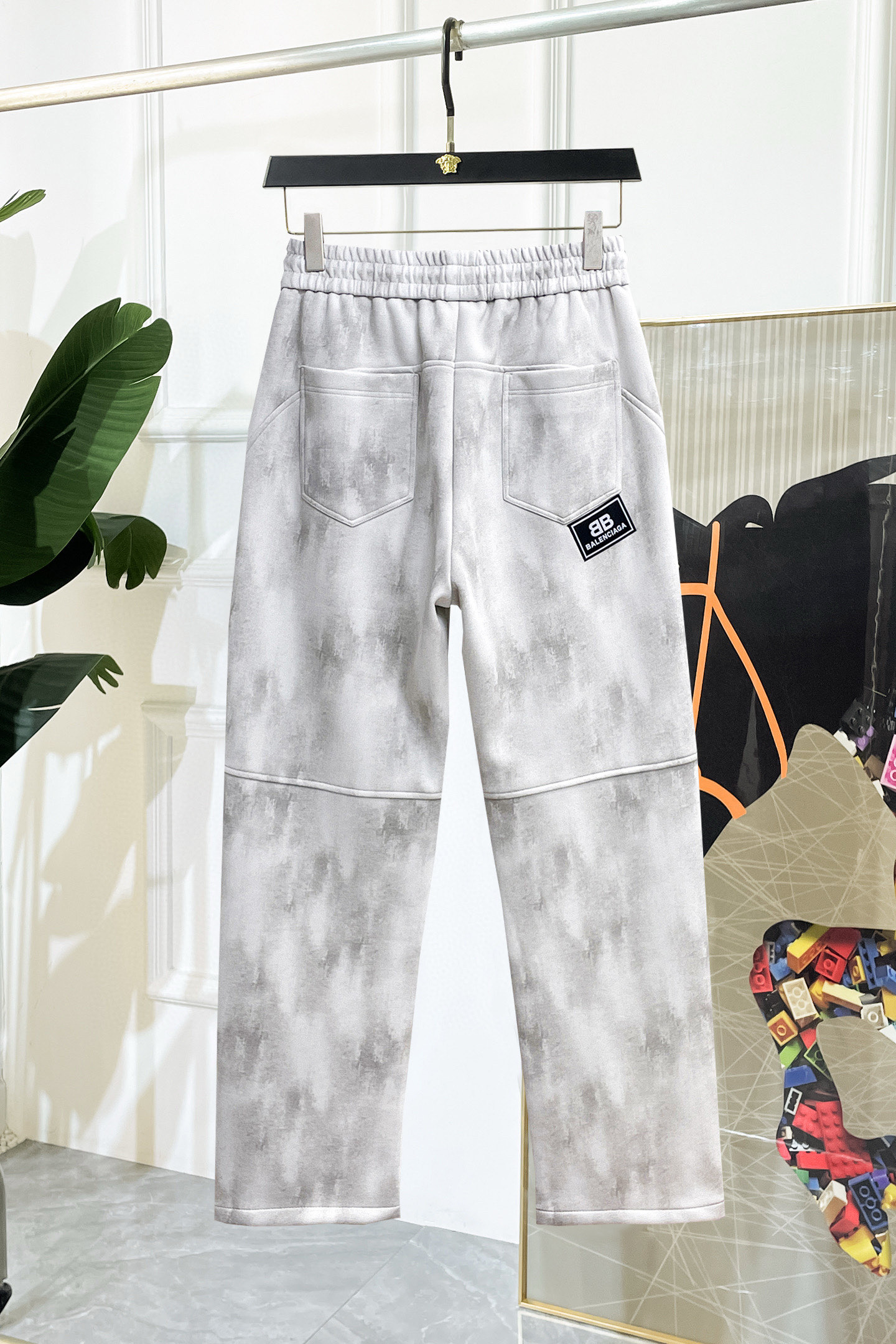 バレンシアガ「Balenciaga」バレンシアガ ロゴ コットンパンツ / トラウザーズ