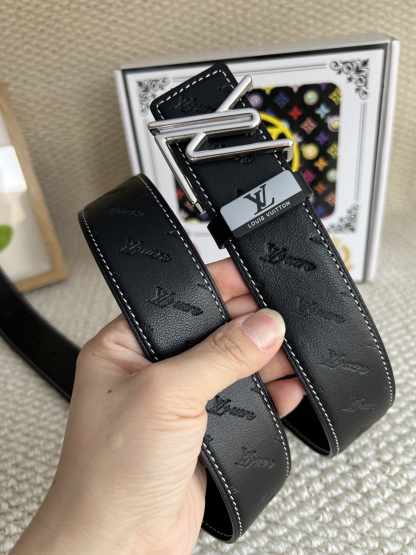 ルイ・ヴィトン「Louis Vuitton」プレミアム トゴレザーベルト / ハイエンドウエストベルト