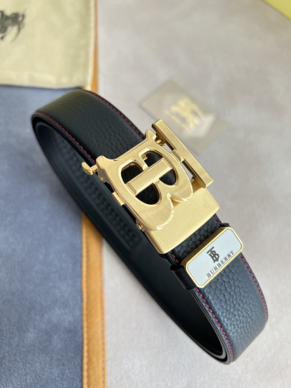 バーバリー「Burberry」オートロックTBベルト 2色