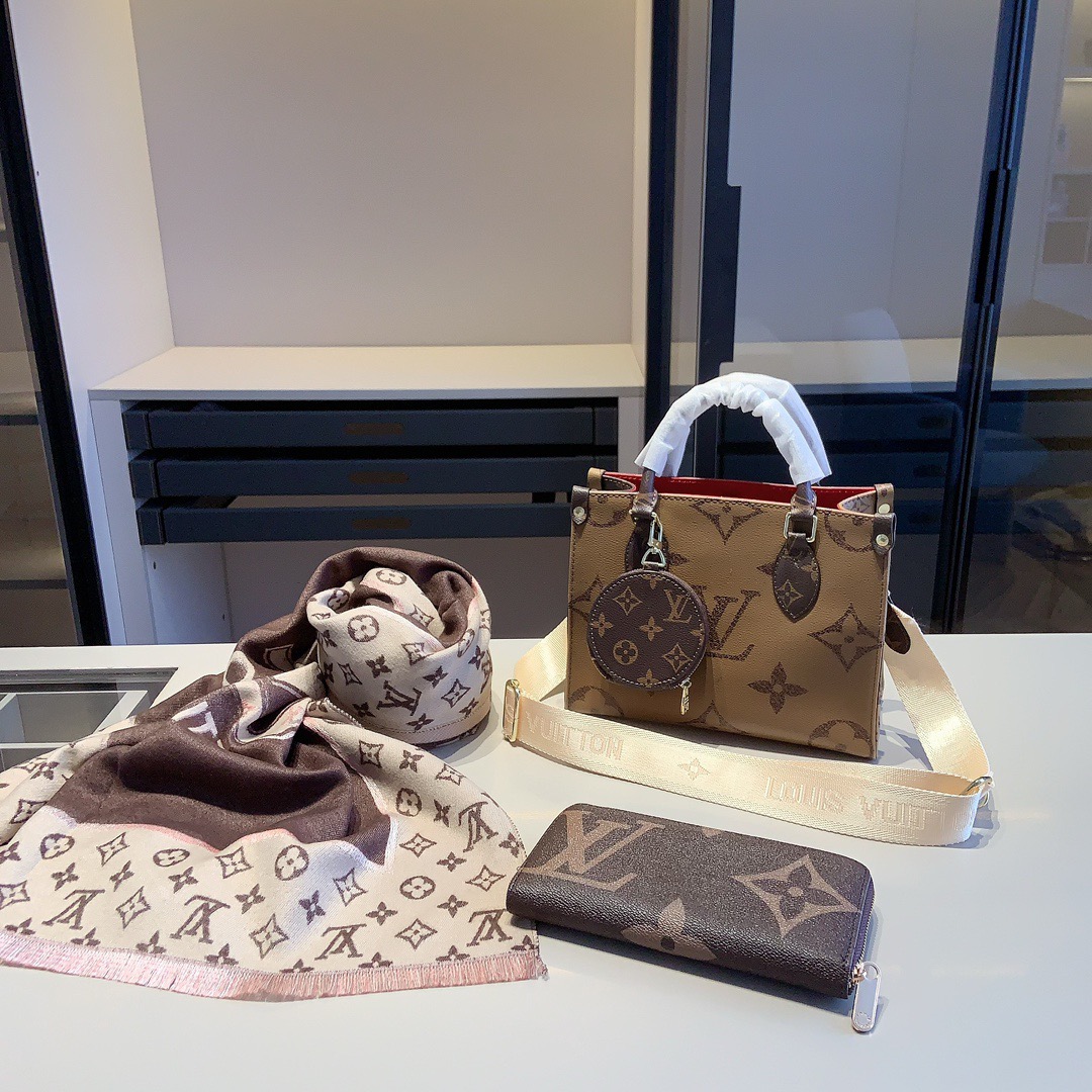 ルイ・ヴィトン「Louis Vuitton」ルイ・ヴィトン マルチポシェット アクセサリーズ 3点セット / ショルダーバッグ