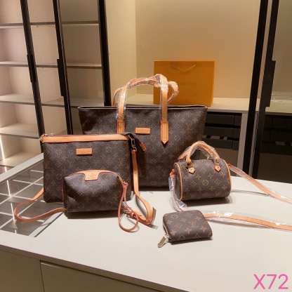 ルイ・ヴィトン「Louis Vuitton」ルイ・ヴィトン マルチポシェット アクセサリーズ 3点セット / ショルダーバッグ