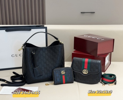 グッチ「Gucci」コンビネーションバッグ3点セット / トートバッグ＆ポーチセット