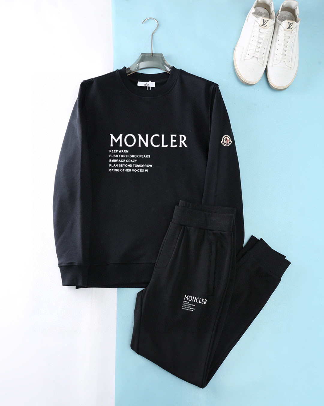 Moncler モンクレール 2026年新作 スウェット セットアップ / トレーナー＆スウェットパンツ
