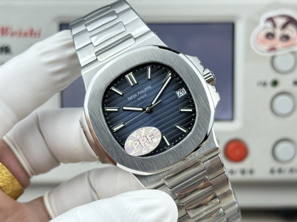 Patek Philippe ノーチラス 5711 スタイル ウルトラスリム アップグレード版 / カスタムウォッチ
