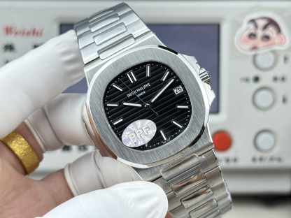 Patek Philippe ノーチラス 5711 スタイル ウルトラスリム アップグレード版 / カスタムウォッチ